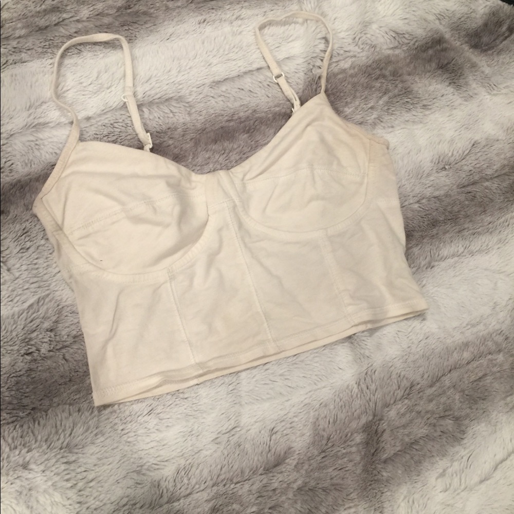 Garage Crop-Top
